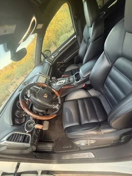 2013 Porsche 958 Cayenne Turbo - Image 19 of 23