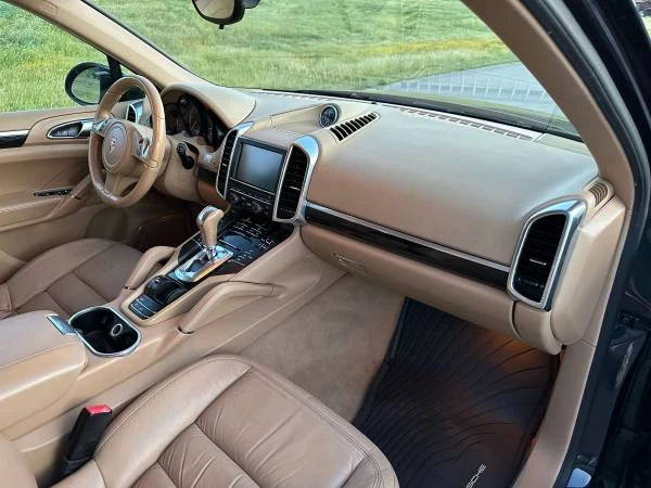 2013 Porsche 958 Cayenne Diesel - Image 10 of 12