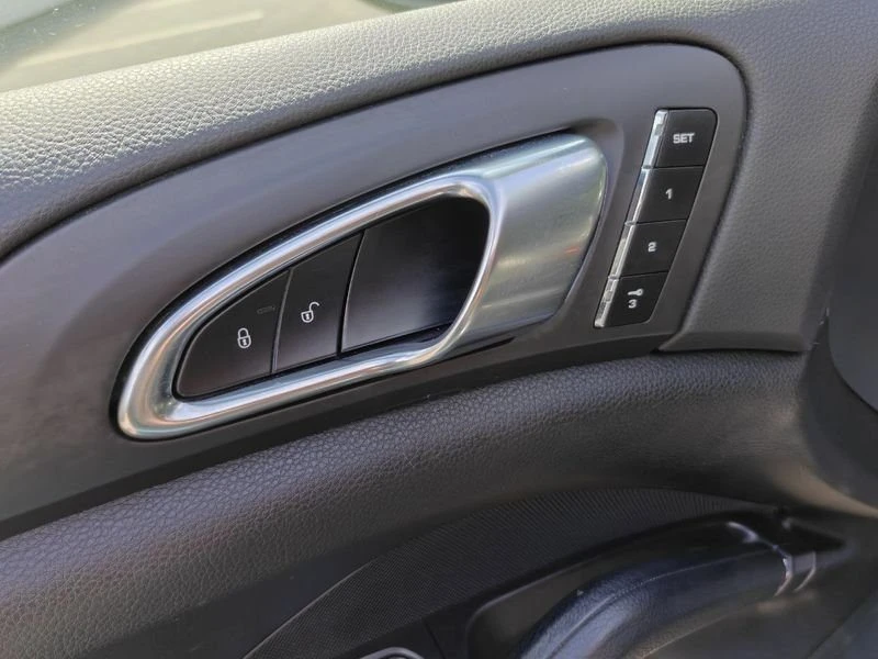 2013 Porsche 958 Cayenne Diesel - Image 14 of 18