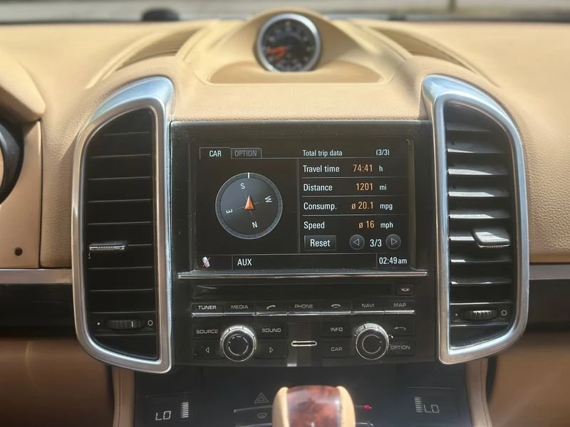 2013 Porsche 958 Cayenne Diesel - Image 12 of 18
