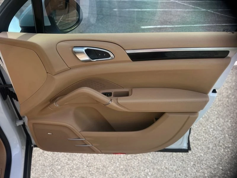 2013 Porsche 958 Cayenne Diesel - Image 18 of 18