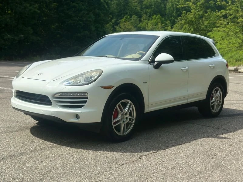 2013 Porsche 958 Cayenne Diesel - Image 2 of 18
