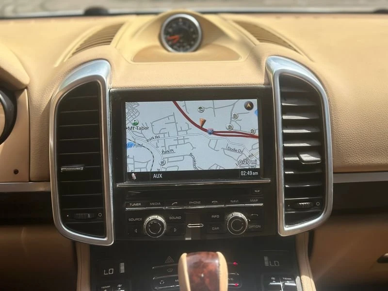 2013 Porsche 958 Cayenne Diesel - Image 13 of 18