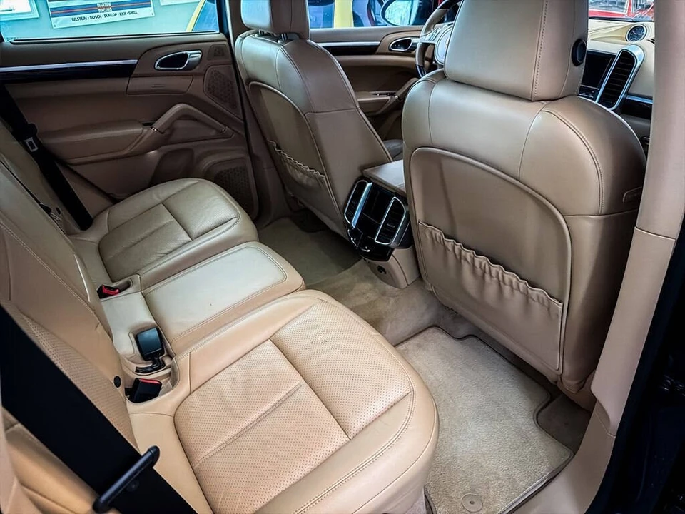 2013 Porsche 958 Cayenne Diesel - Image 24 of 31