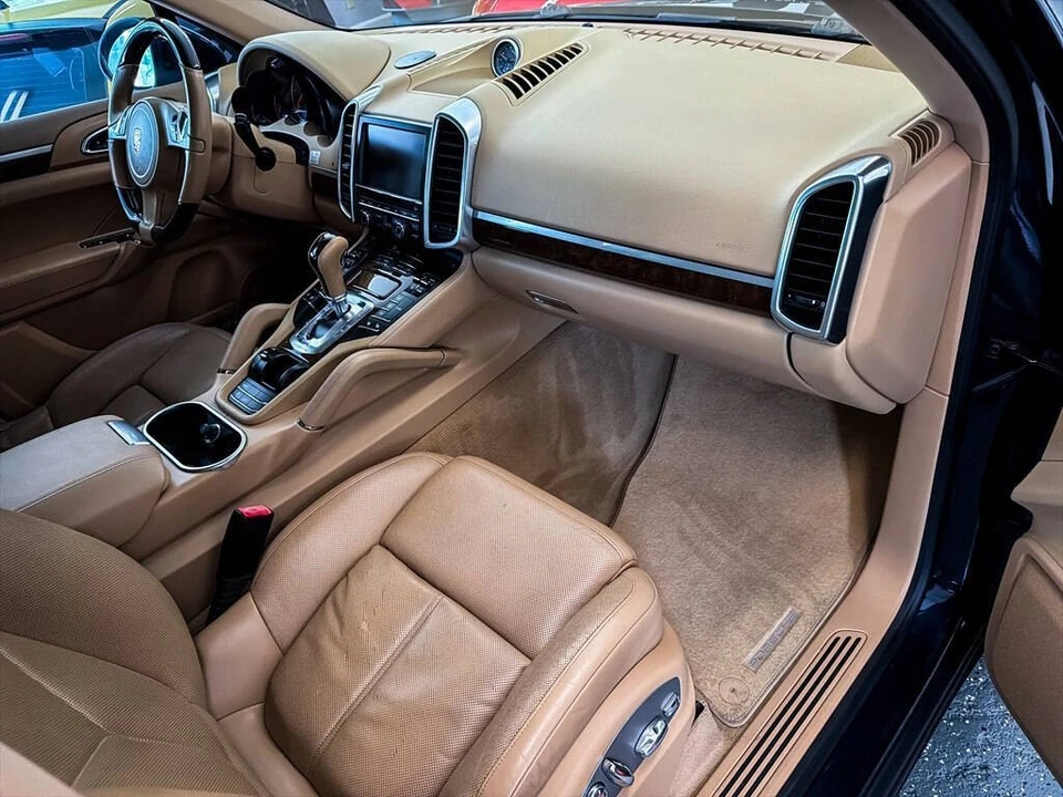 2013 Porsche 958 Cayenne Diesel - Image 27 of 31