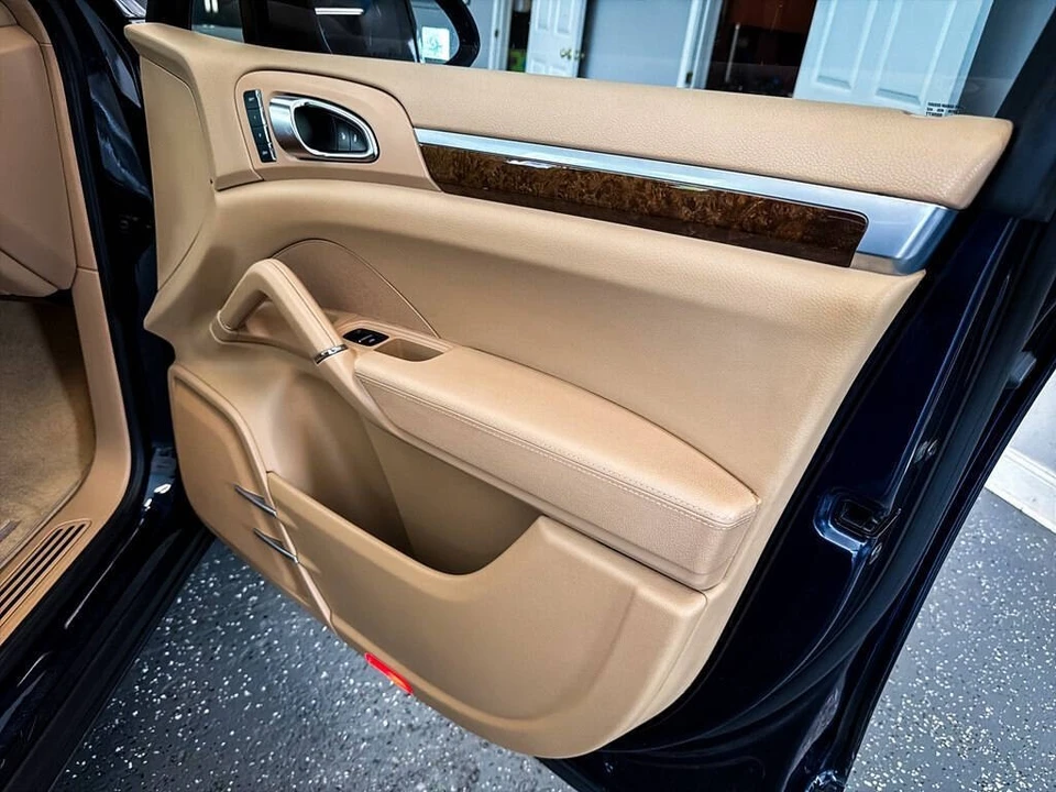 2013 Porsche 958 Cayenne Diesel - Image 28 of 31
