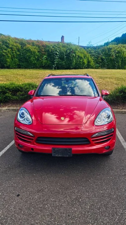 2013 Porsche 958 Cayenne Diesel - Image 2 of 17