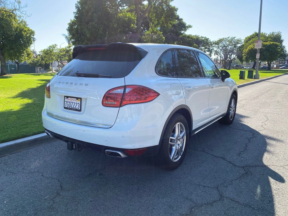 2013 Porsche 958 Cayenne Diesel - Image 7 of 15