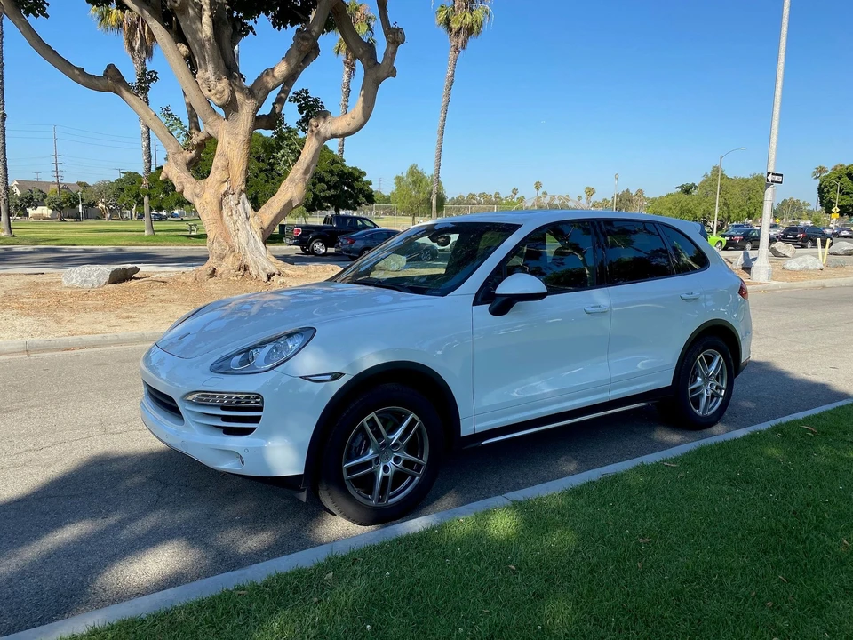 2013 Porsche 958 Cayenne Diesel - Image 5 of 15