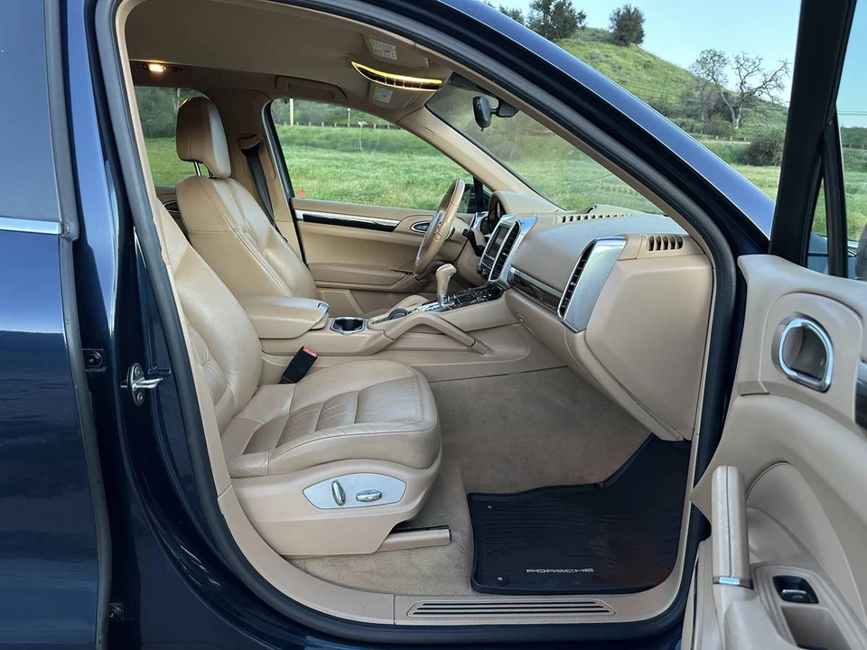2013 Porsche 958 Cayenne Diesel - Image 12 of 13