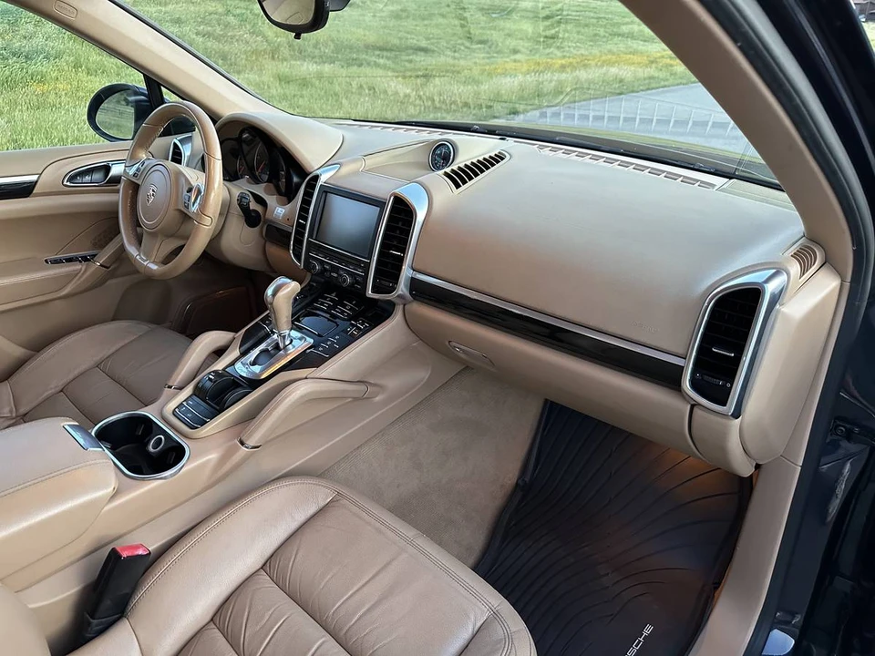 2013 Porsche 958 Cayenne Diesel - Image 11 of 13