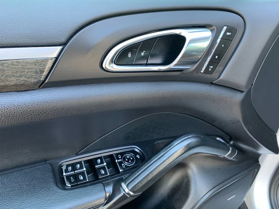 2013 Porsche 958 Cayenne Diesel - Image 11 of 20