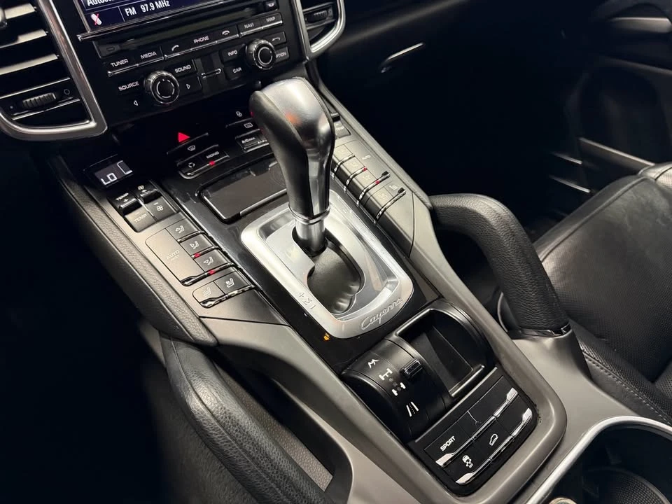 2013 Porsche 958 Cayenne Diesel - Image 13 of 17