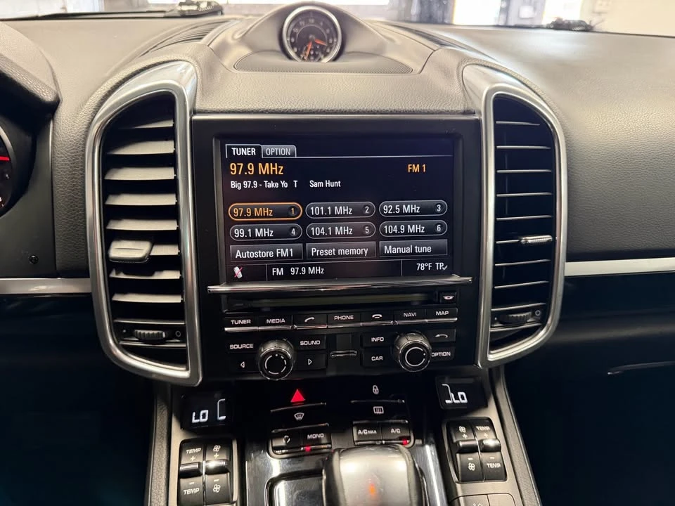 2013 Porsche 958 Cayenne Diesel - Image 12 of 17