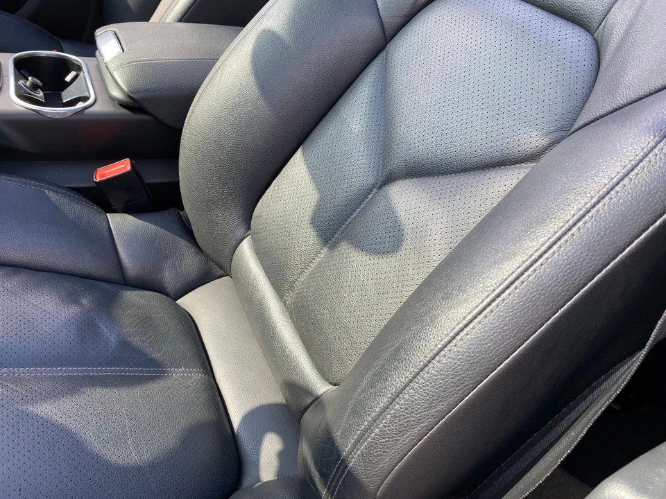 2013 Porsche 958 Cayenne Diesel - Image 25 of 31