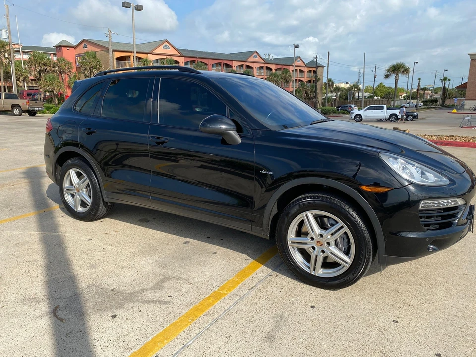2013 Porsche 958 Cayenne Diesel - Image 11 of 31