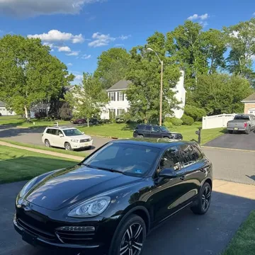 2013 Porsche Cayenne Diesel Platinum Edition Sport Utility 4D