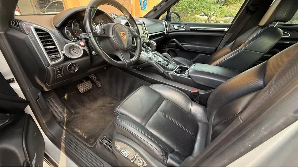 2013 Porsche 958 Cayenne Diesel - Image 8 of 12