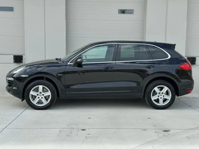 2013 Porsche 958 Cayenne Diesel - Image 2 of 21