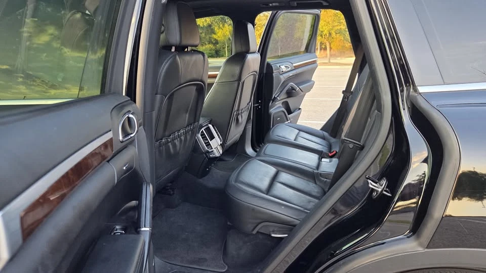 2013 Porsche 958 Cayenne Diesel - Image 9 of 16