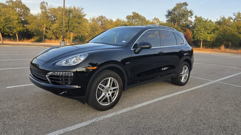 2013 Porsche 958 Cayenne Diesel - Image 2 of 17