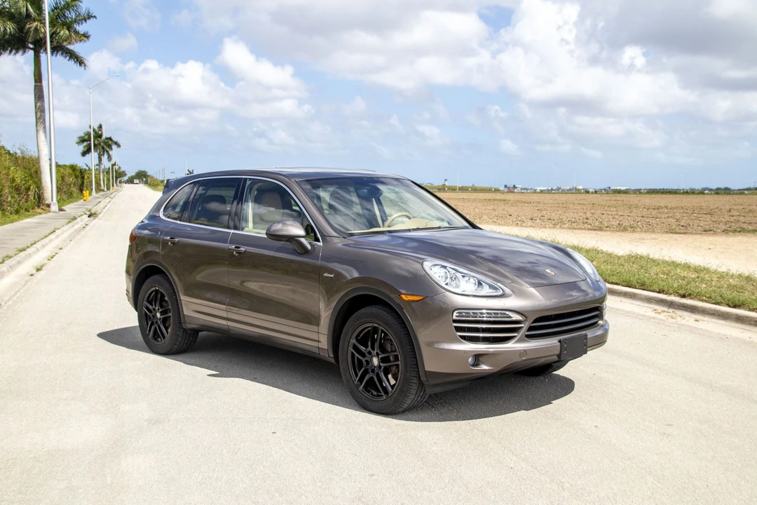 2013 Porsche 958 Cayenne Diesel - Image 18 of 31
