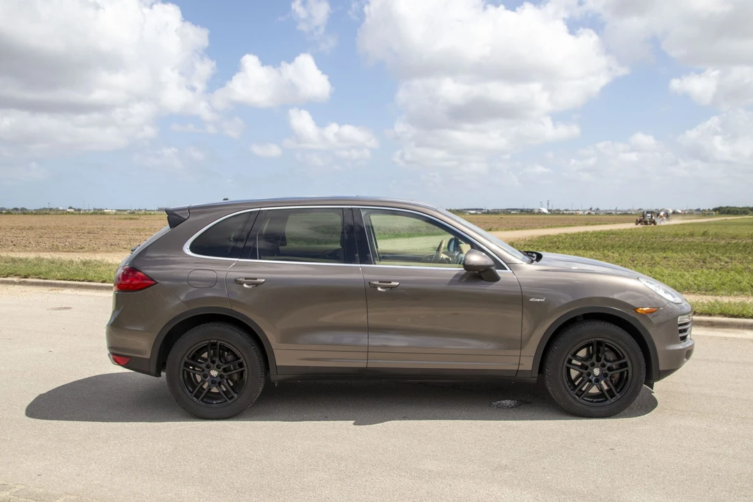 2013 Porsche 958 Cayenne Diesel - Image 17 of 31