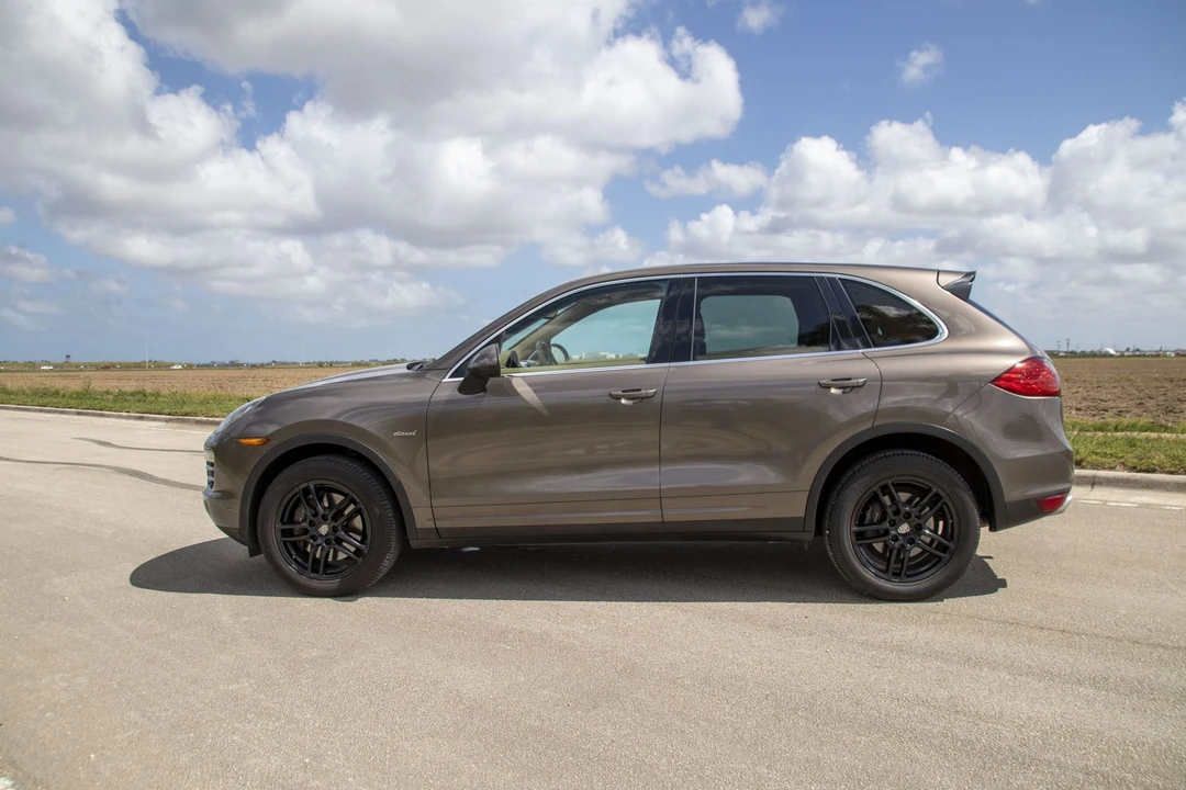 2013 Porsche 958 Cayenne Diesel - Image 6 of 31