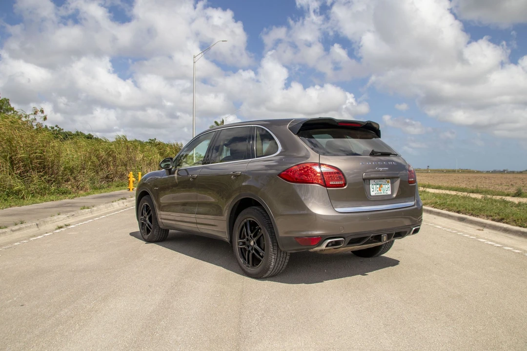 2013 Porsche 958 Cayenne Diesel - Image 8 of 31
