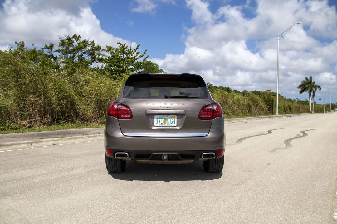 2013 Porsche 958 Cayenne Diesel - Image 12 of 31