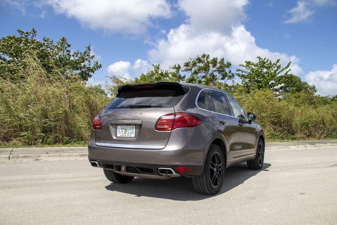 2013 Porsche 958 Cayenne Diesel - Image 15 of 31