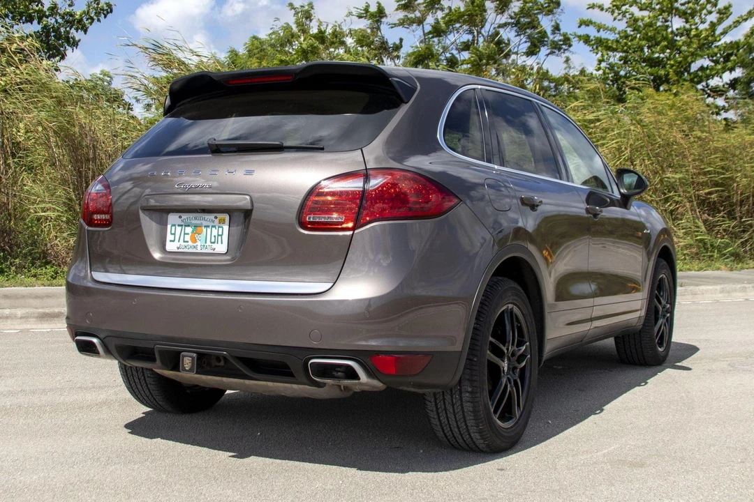 2013 Porsche 958 Cayenne Diesel - Image 4 of 5