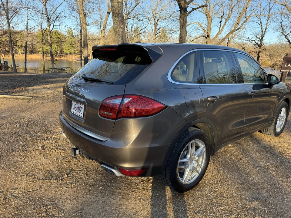 2013 Porsche 958 Cayenne Diesel - Image 16 of 31