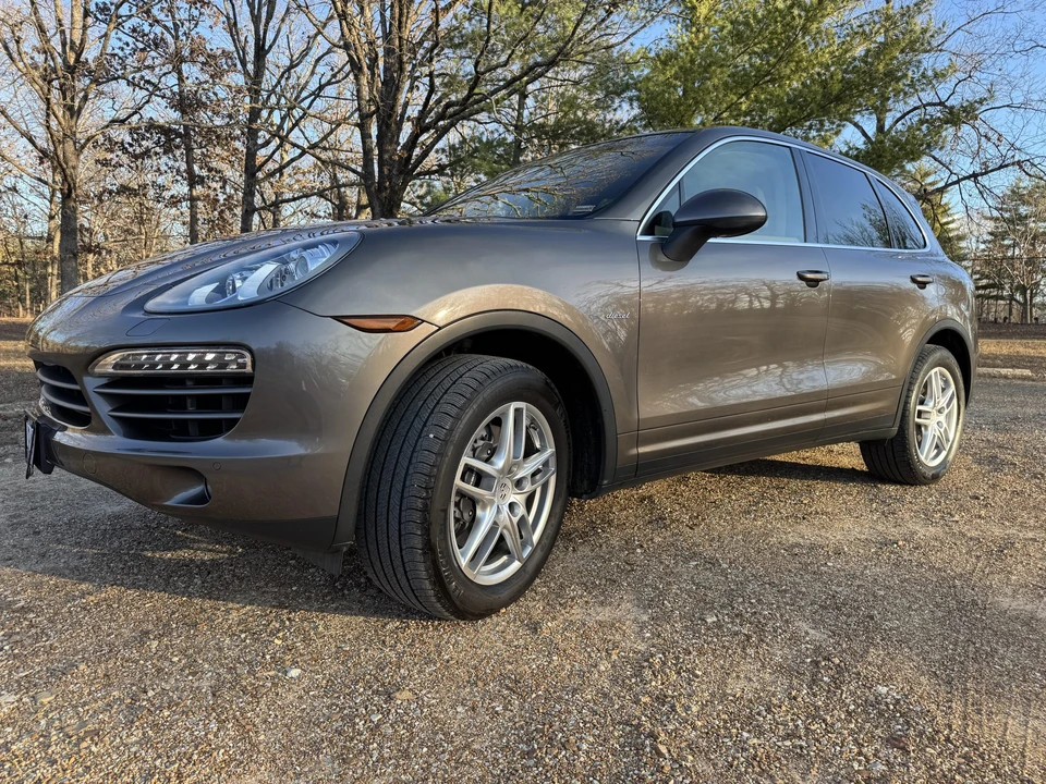 2013 Porsche 958 Cayenne Diesel - Image 13 of 31