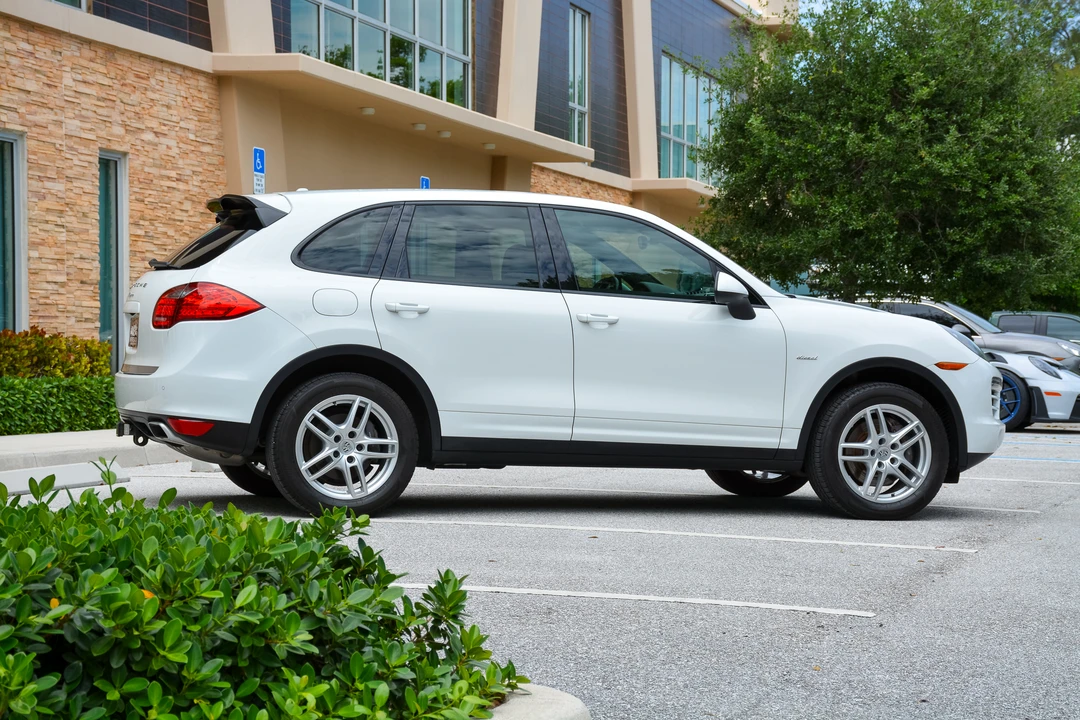 2013 Porsche 958 Cayenne Diesel - Image 12 of 31