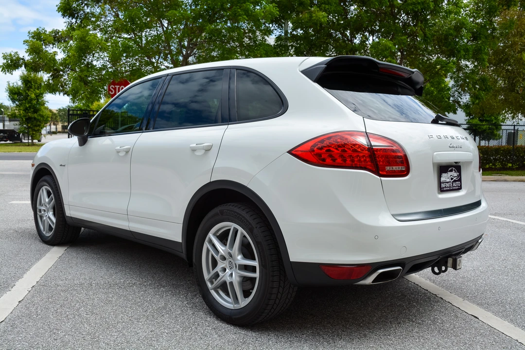 2013 Porsche 958 Cayenne Diesel - Image 7 of 31