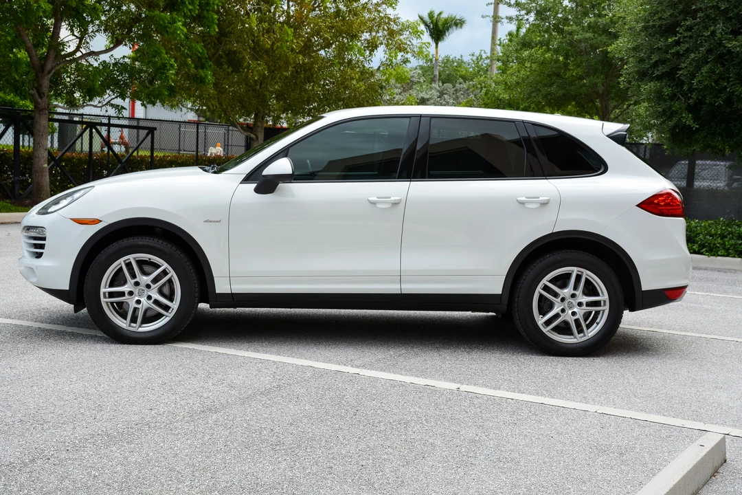 2013 Porsche 958 Cayenne Diesel - Image 5 of 31