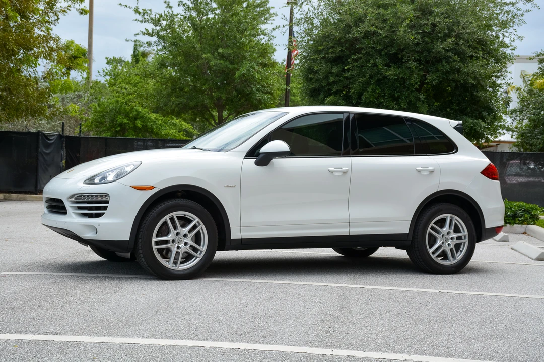 2013 Porsche 958 Cayenne Diesel - Image 4 of 31