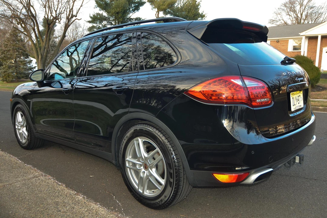 2013 Porsche 958 Cayenne Diesel - Image 4 of 31
