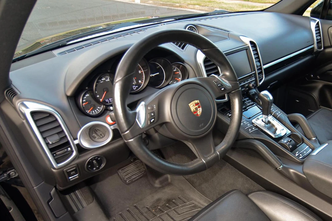 2013 Porsche 958 Cayenne Diesel - Image 26 of 31