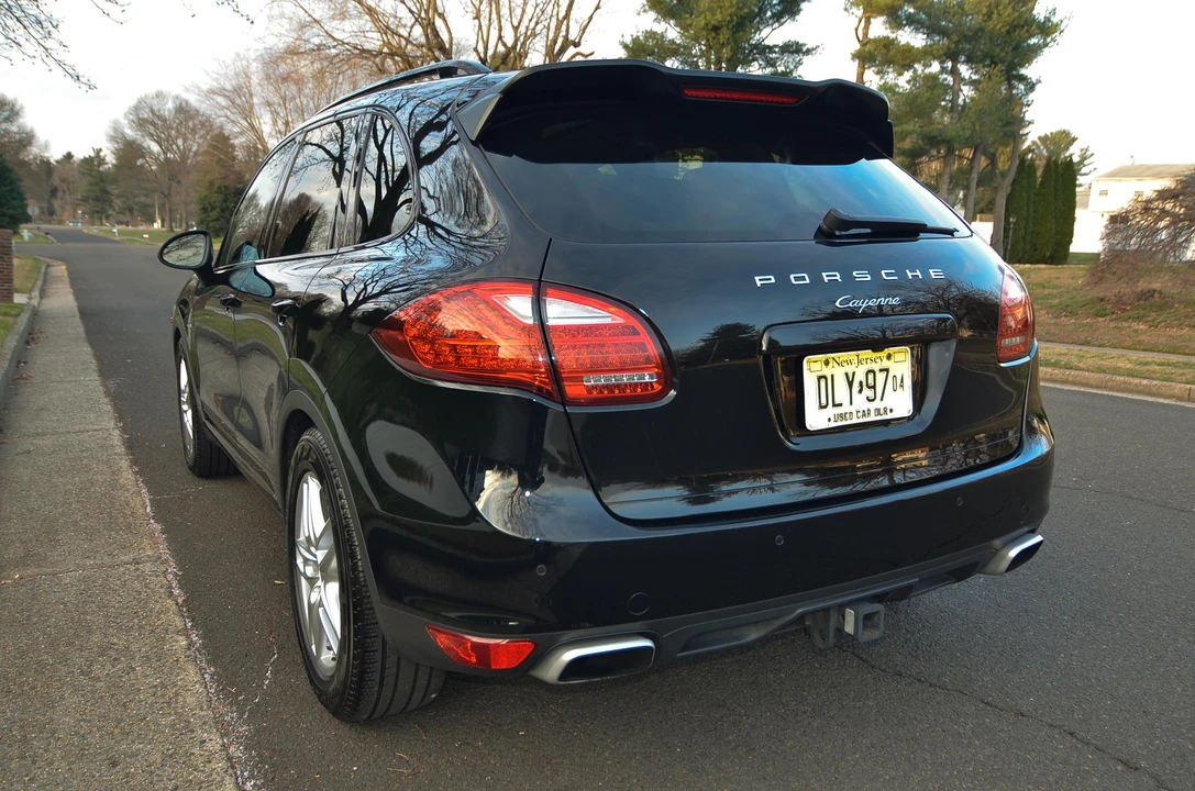 2013 Porsche 958 Cayenne Diesel - Image 8 of 31