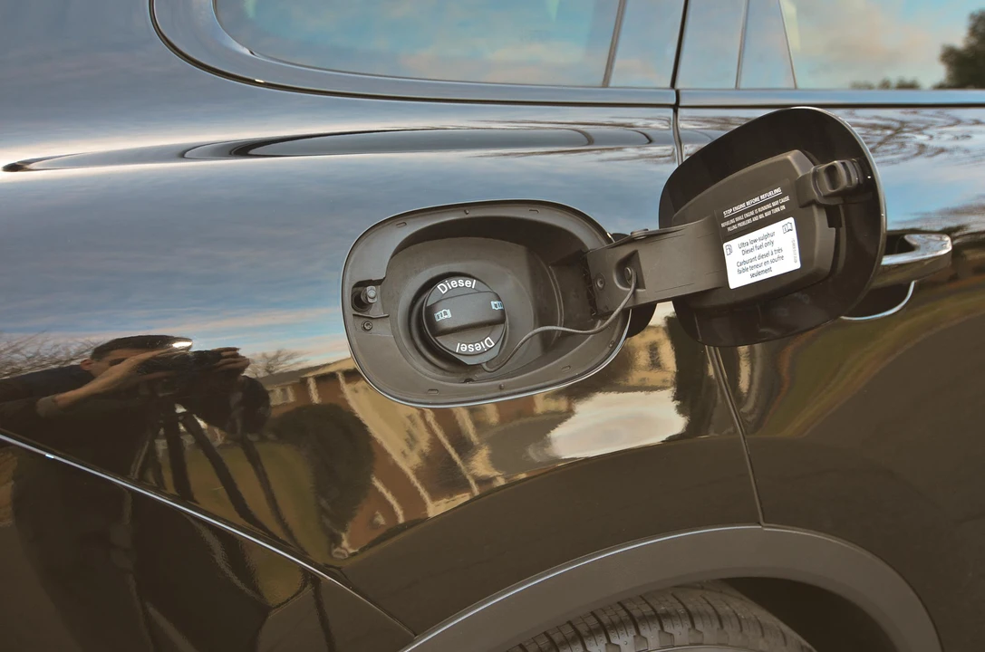 2013 Porsche 958 Cayenne Diesel - Image 16 of 31