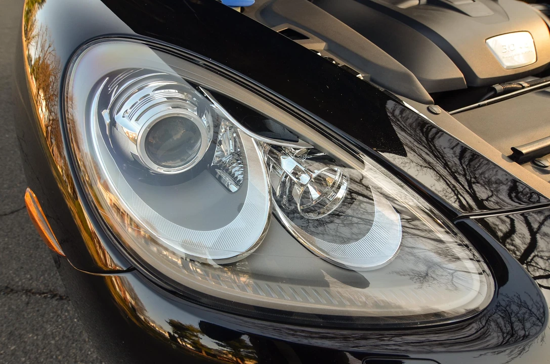 2013 Porsche 958 Cayenne Diesel - Image 14 of 31