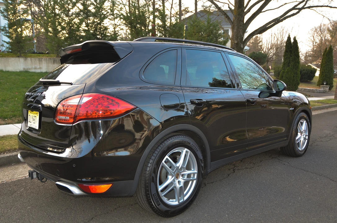2013 Porsche 958 Cayenne Diesel - Image 10 of 31