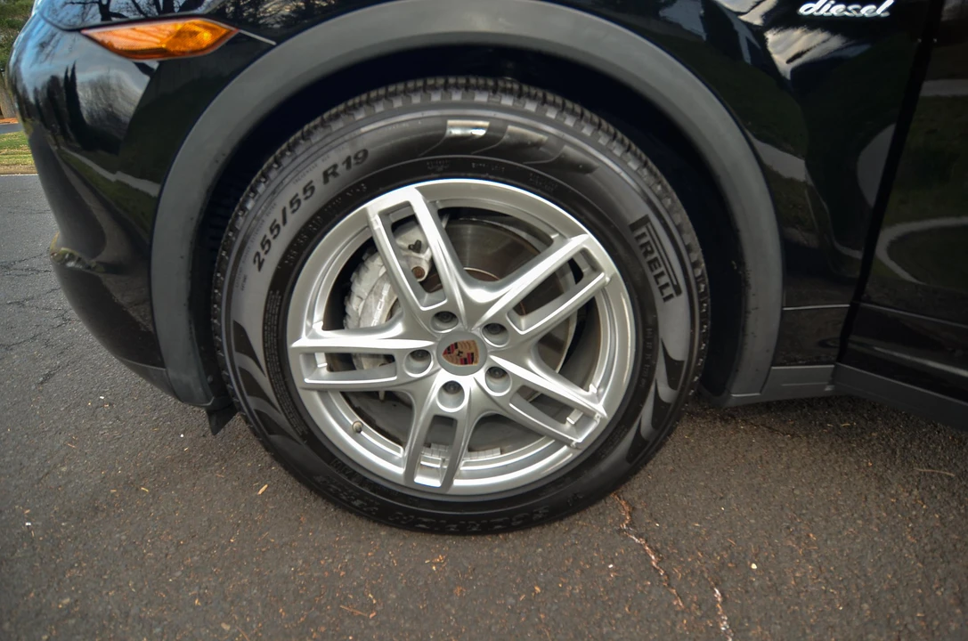 2013 Porsche 958 Cayenne Diesel - Image 22 of 31