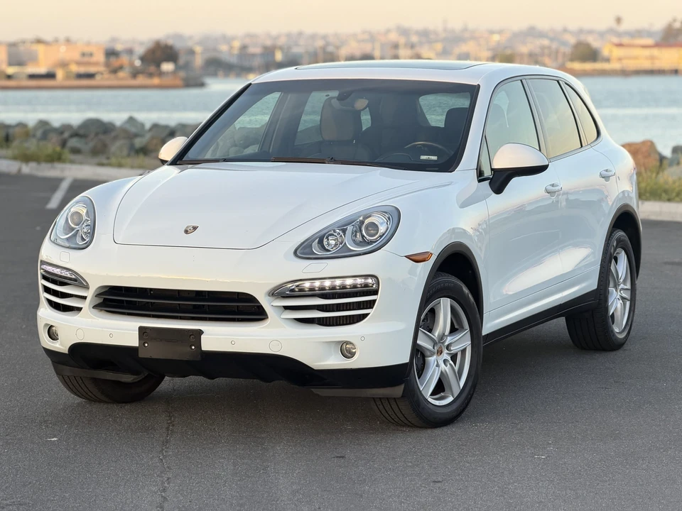 2013 Porsche 958 Cayenne Diesel - Image 8 of 31