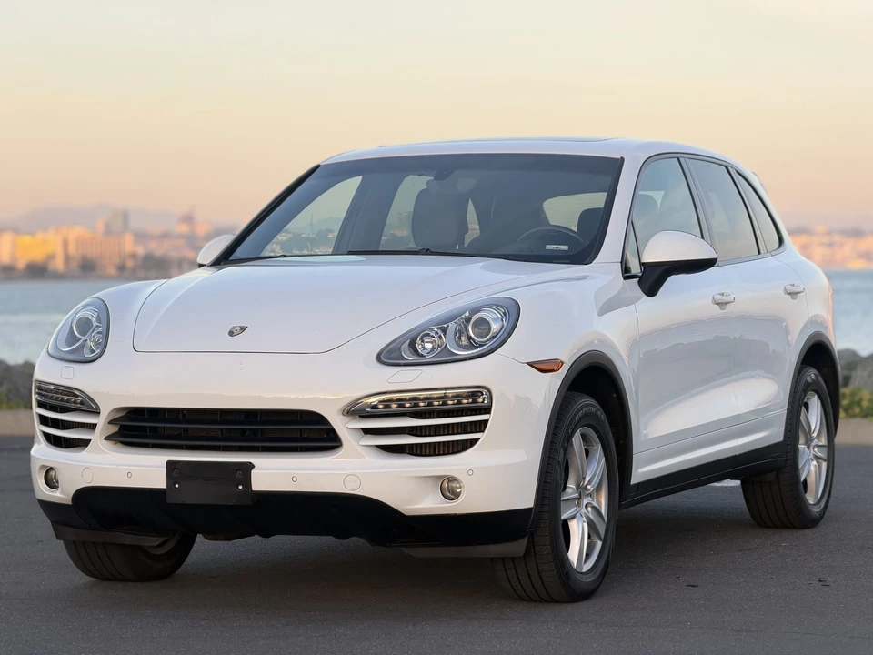 2013 Porsche 958 Cayenne Diesel - Image 13 of 31