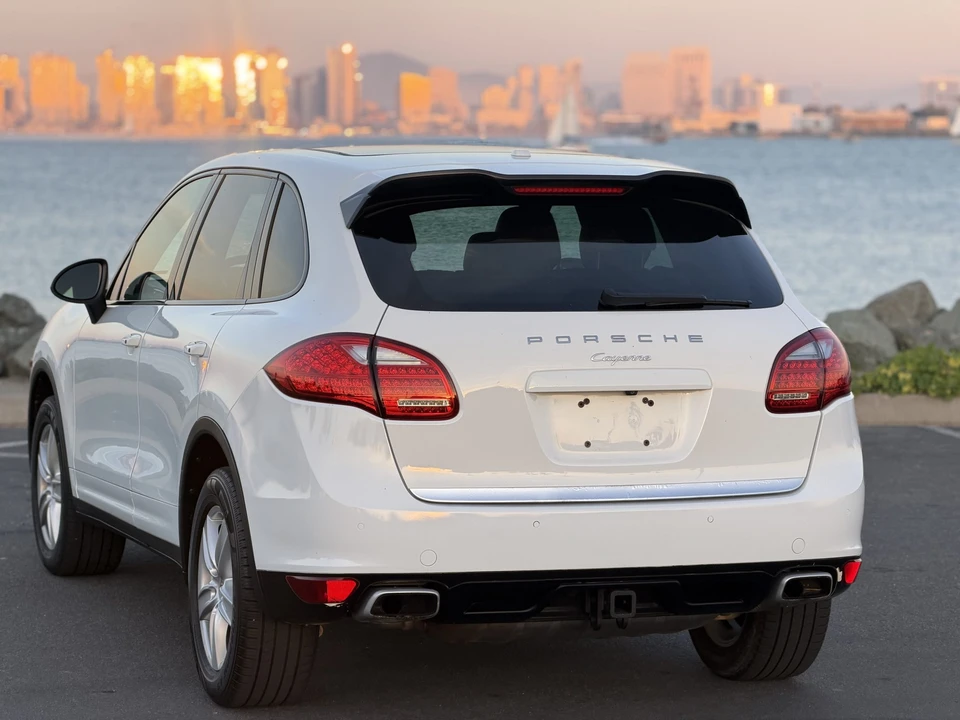 2013 Porsche 958 Cayenne Diesel - Image 29 of 31
