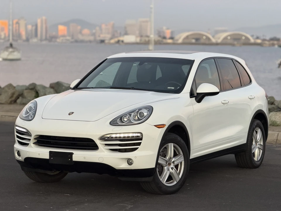 2013 Porsche 958 Cayenne Diesel - Image 7 of 31