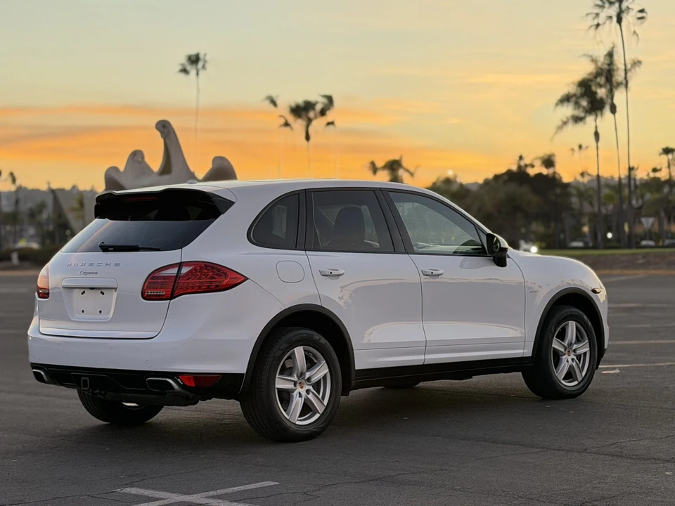 2013 Porsche 958 Cayenne Diesel - Image 26 of 31